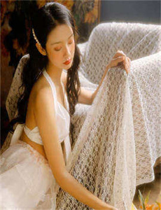 《花花型警》